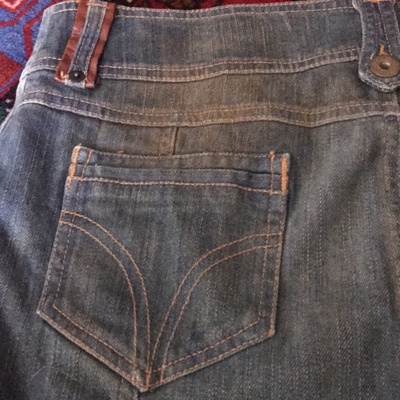 Dolce and Gabbana denim skirt! - Picture 5 of 16